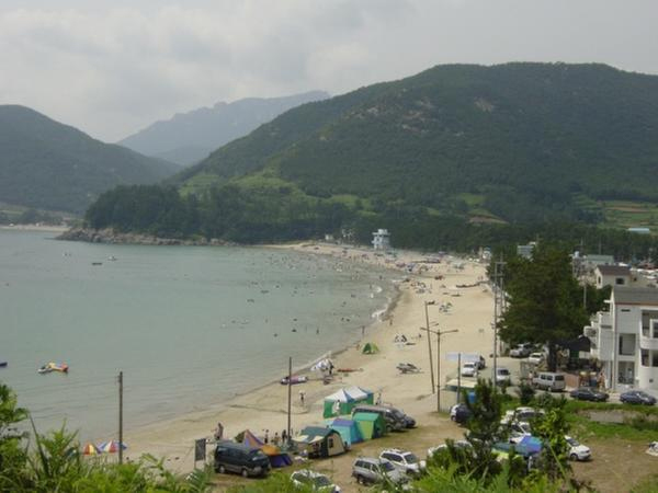 Songjeong Solbaram Beach